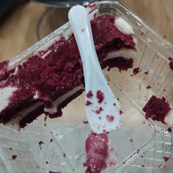 BİM Üründe Saç Çıkması