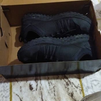 Skechers Ürünü Satmak İçin Müşteri Aldatma