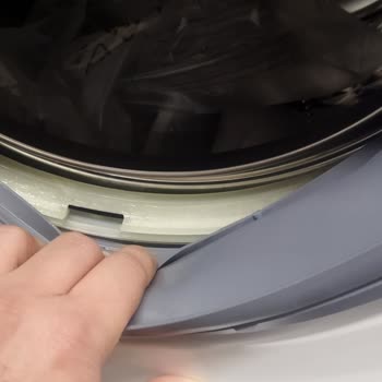 Samsung Çamaşır Makinesi Tüm Kıyafetlerimizi Paramparça Etti