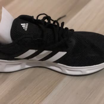 Trendyol' Koray Spor'dan Aldığım Ayakkabı E Z İ K B Ü Z Ü K Kötü Çıktı