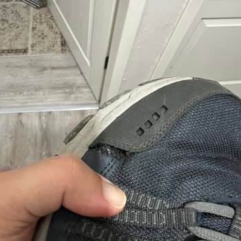 Skechers Bot Deforme Oldu Sökülmeler Meydana Geldi