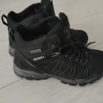 Lumberjack Bot Islak Kayıyor