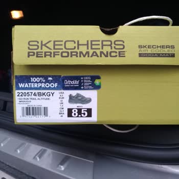 Skechers Su Geçirmez, Paten Ayakkabısı Satmış
