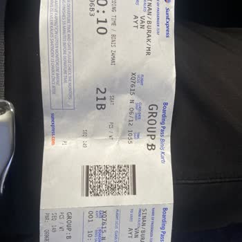 Van Ferit Melen Havalimanı Duyarsız Yaklaşım Ve Kaba Olma