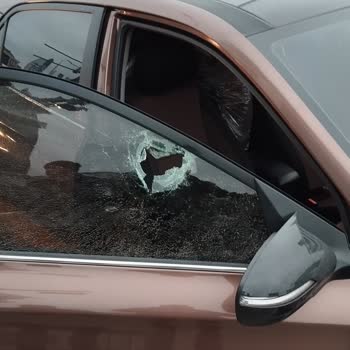 PTT Kargo Aracı Darp Ve Mala Zarar Verme