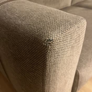 Divanev Müşterisini 2 Aydır Koltuksuz Bıraktı