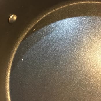 Madame Coco Titanium Professionel Tencere'de Oluşan Dökülme