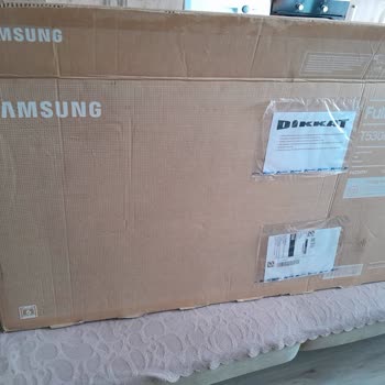 Sıfır Samsung TV Kutudan Kırık Çıktı Ve Servis İlgilenmedi