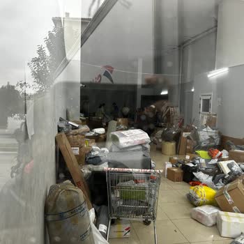 Sürat Kargo Mimaroba Şubesi İlgisizlik