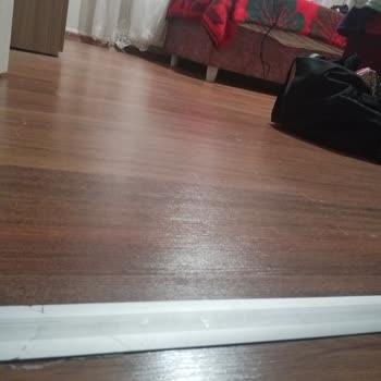Bereket Sigorta Parke Altı Daki Seramik Patladı Parke Havaya Kalktı