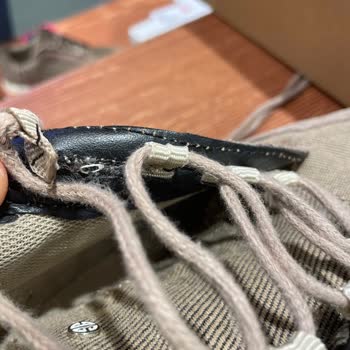 Elle Ayakkabının Hatalı Ürünü