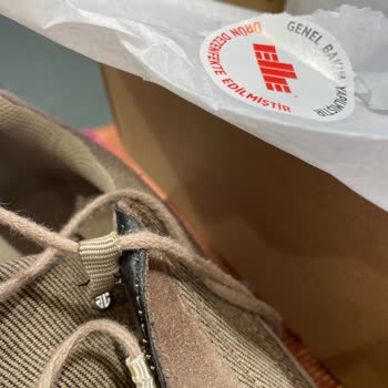 Elle Ayakkabının Hatalı Ürünü