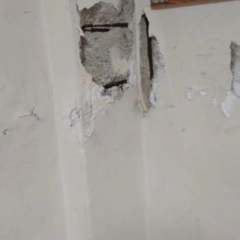 Hatice İsmail Hakkı Kayan Ortaokulu Depreme Dayanıklı Değildir