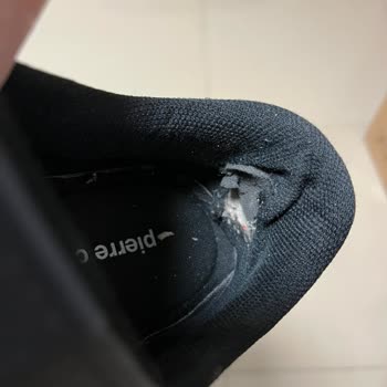Hepsiburada 2 Ayda Pierre Cardin Ayakkabının Yırtılması