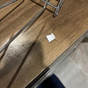 Hoover Kurutma Makinesi Ses Çıkarıyor. Kurulumda Bile. Sağ Ol Hoover