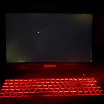 Monster Ekranda Işıma Sorunu