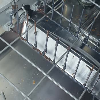 Arçelik Bulaşık Makinesinin Telleri Yok Oldu Neredeyse.