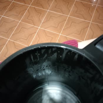 Arzum Çaycı Suyunda Oluşan Yağlı Katman