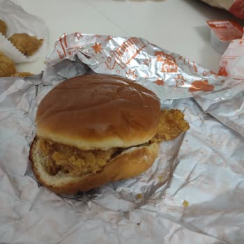 Yemeksepeti Ve Popeyes İlgisiz Ve Özensiz Ürünler