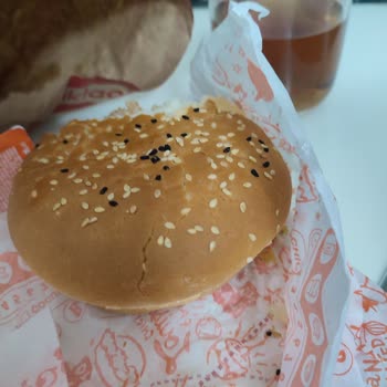 Yemeksepeti Ve Popeyes İlgisiz Ve Özensiz Ürünler