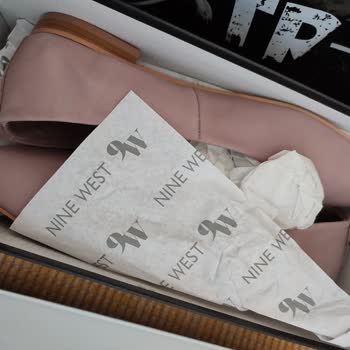 Nine West Kargo Sorununun Faturasını Tüketiciye Çıkarıyor