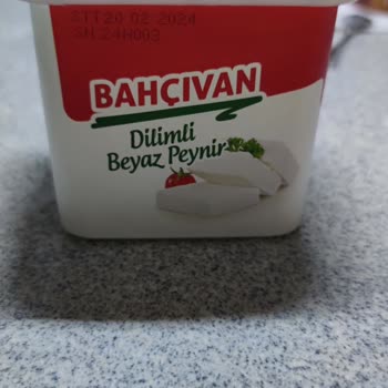 Bahçıvan Bozuk Ve Kokulu Peynir