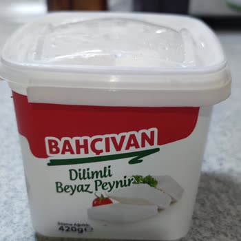 Bahçıvan Bozuk Ve Kokulu Peynir
