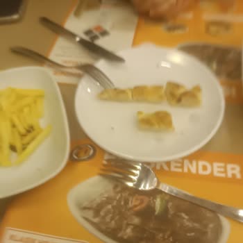 HD İskender Restaurant İki Kez Hayal Kırıklığına Uğratan Servis