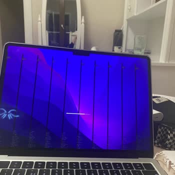 Pozitif Teknoloji Pt Macbook M2 Ekran