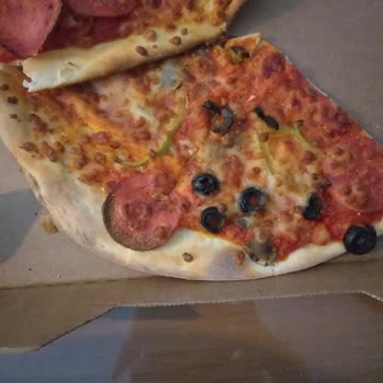 Üsküdar Altunizade PizzaLazza Şikayetim Var