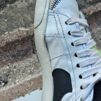 Beymen'den Alınan Nike Ayakkabı Yırtılması