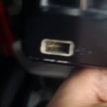 Has Turizm Telefon Şarj Yeri Olmaması