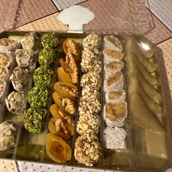 Tuğba Kuruyemiş İndirimden Alınan Bayat Ürünler