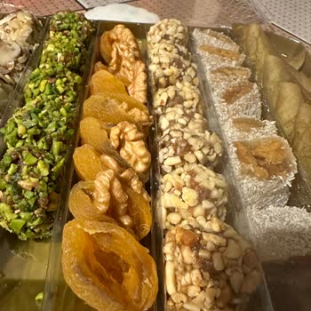 Tuğba Kuruyemiş İndirimden Alınan Bayat Ürünler