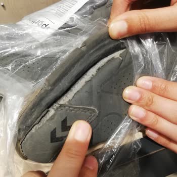 Hummel Paramparça Olan Ayakkabının Aylardır İncelemede Olması!