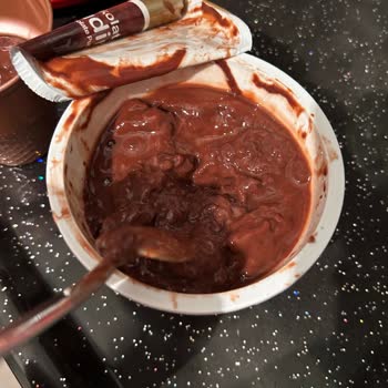 Migros Bozulmuş Eker Puding Satıyor