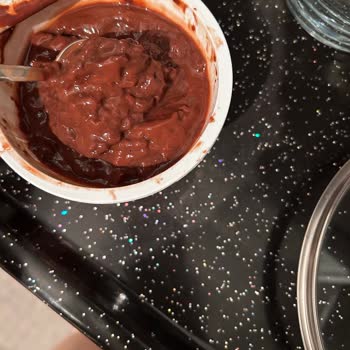 Migros Bozulmuş Eker Puding Satıyor