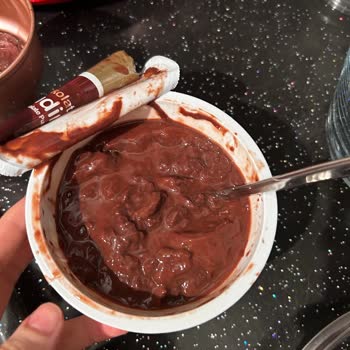 Migros Bozulmuş Eker Puding Satıyor