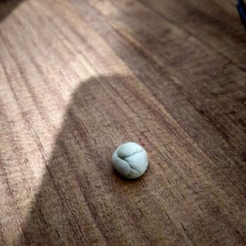 Profilo Marka Buzdolabının Tabanındaki Delikler