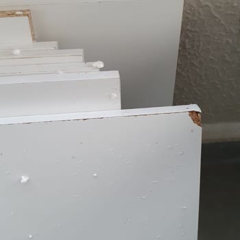 Dekorstilim Her Yeri Kırık Dolap Yolladı