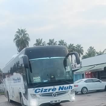 Özlem Cizre Nuh Turizm Muavinin Terbiyesizliği Ve Otobüsün Bilgi Vermemesi