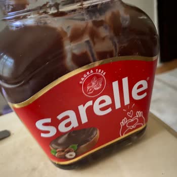 Sarelle Sürülebilir Çikolata Tadı Aşırı Lezzetsiz Ve Kalitesiz.