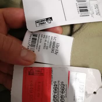 LCW Eksik Ve Yarı Fiyat Etiketli Ürün