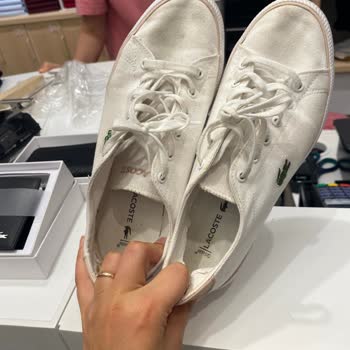 Lacoste Ayakkabım 8-9 Kere Giymeme Rağmen İçi Darmadağın Oldu!