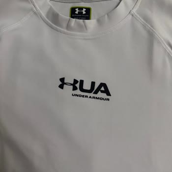 Gng.modaa (Instagram) Gng. Modaa Satıcısı Yamuk Baskılı T-shirt Gönderdi.