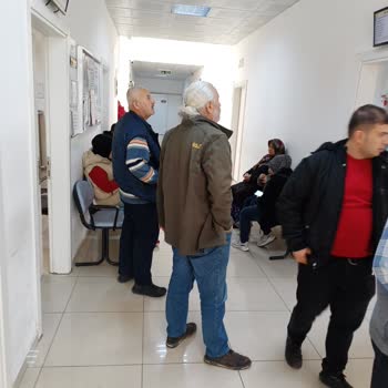 Sağlık Bakanlığı Doktor Hastalarıyla İlgilenmiyor