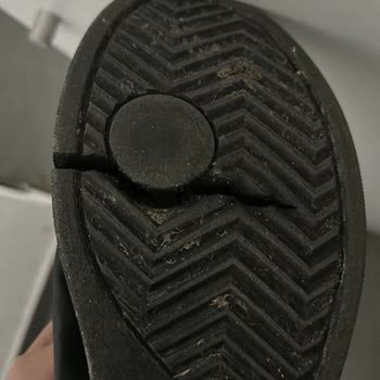 Zara Ayakkabı Altı Tamamen Yırtıldı!