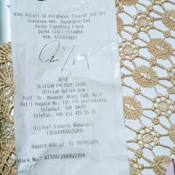 Nike Olivium Mağazasında Kasıtlı Olarak Yanlış Ürün Satılması