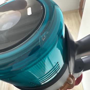 Dyson 4 Günlük Cihazımın Filtre Bölümü Çatladı