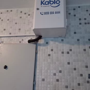 Kablo Net Kutusunu Abonelik Sonunda Gelip Almıyor Ücret Talep Ediyor